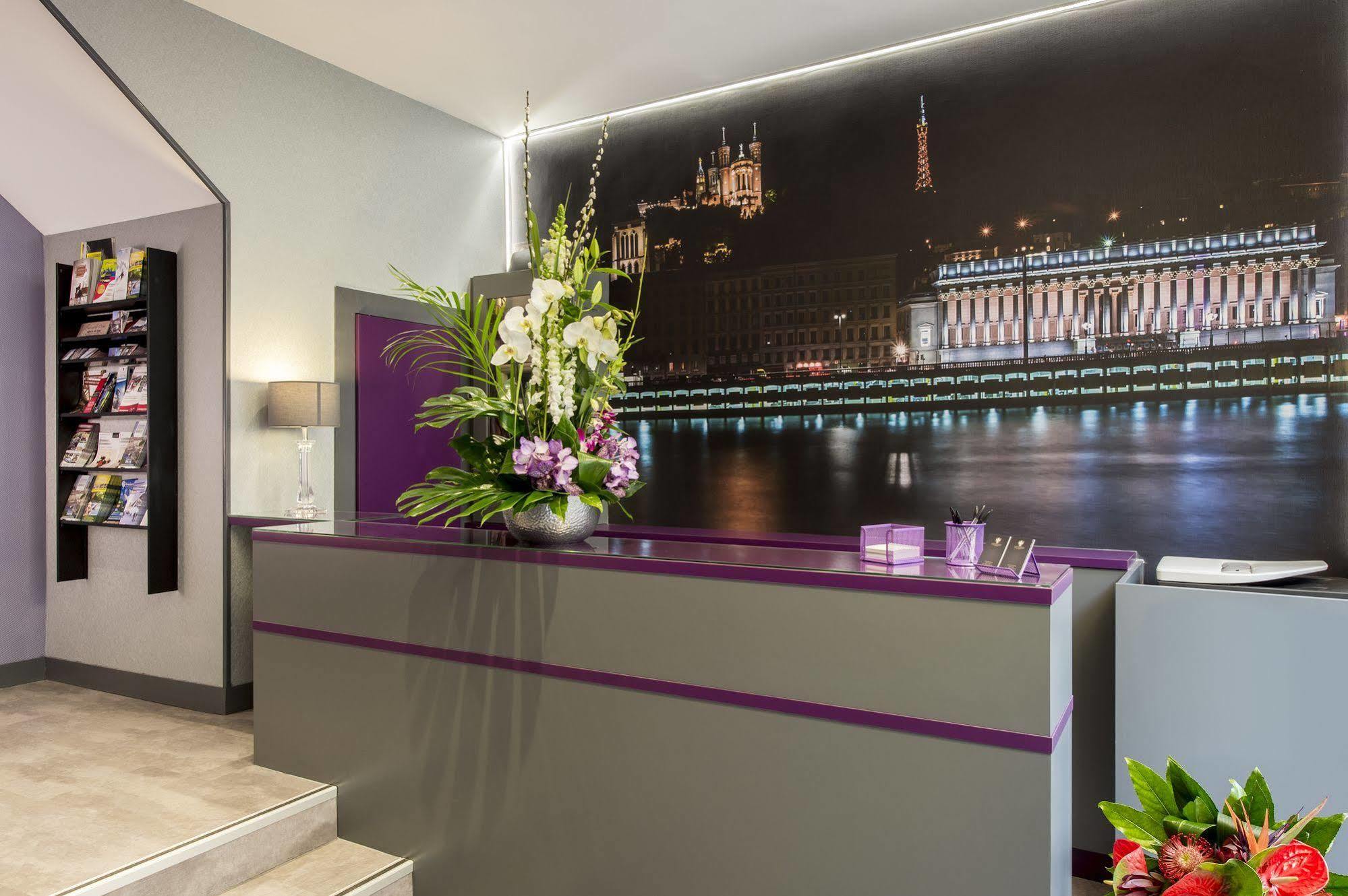 Des Savoies Perrache Hotel 3*